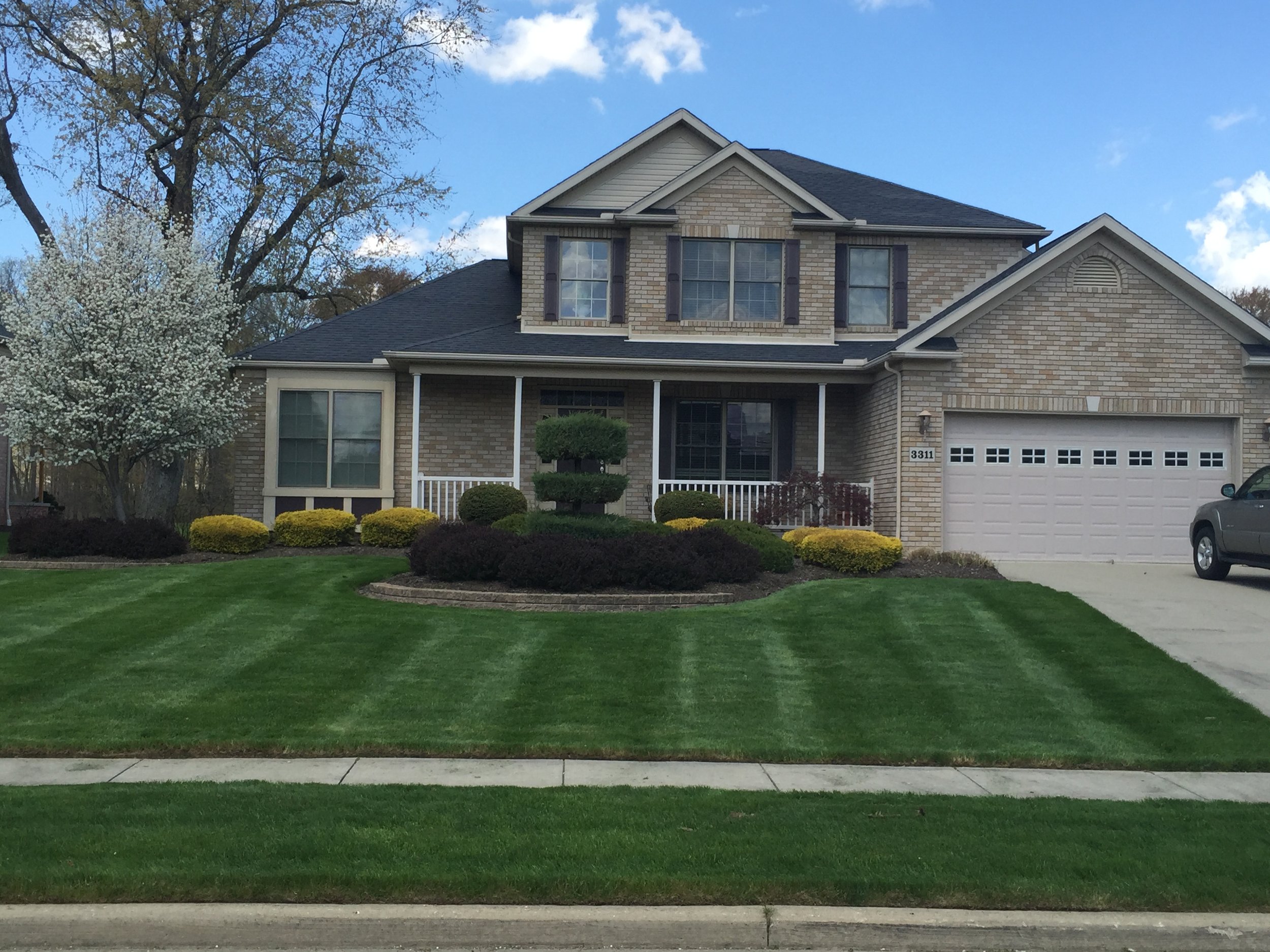 Top-Quality Lawn Care MN Services for a Greener, Healthier Yard